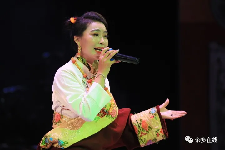 騰飛吧！瀾湄之源 寶地雜多——《瀾湄之源 寶地雜多》大型音樂人文風(fēng)光旅游宣傳專輯發(fā)布會暨“中國藏族山歌之鄉(xiāng)”授牌儀式圓滿舉行！