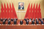堅持用馬克思主義及其中國化創新理論武裝全黨